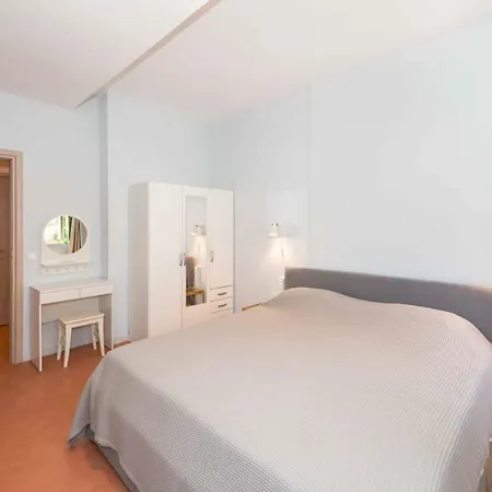 Villa A Fab Two Storey House 15m From Sea
